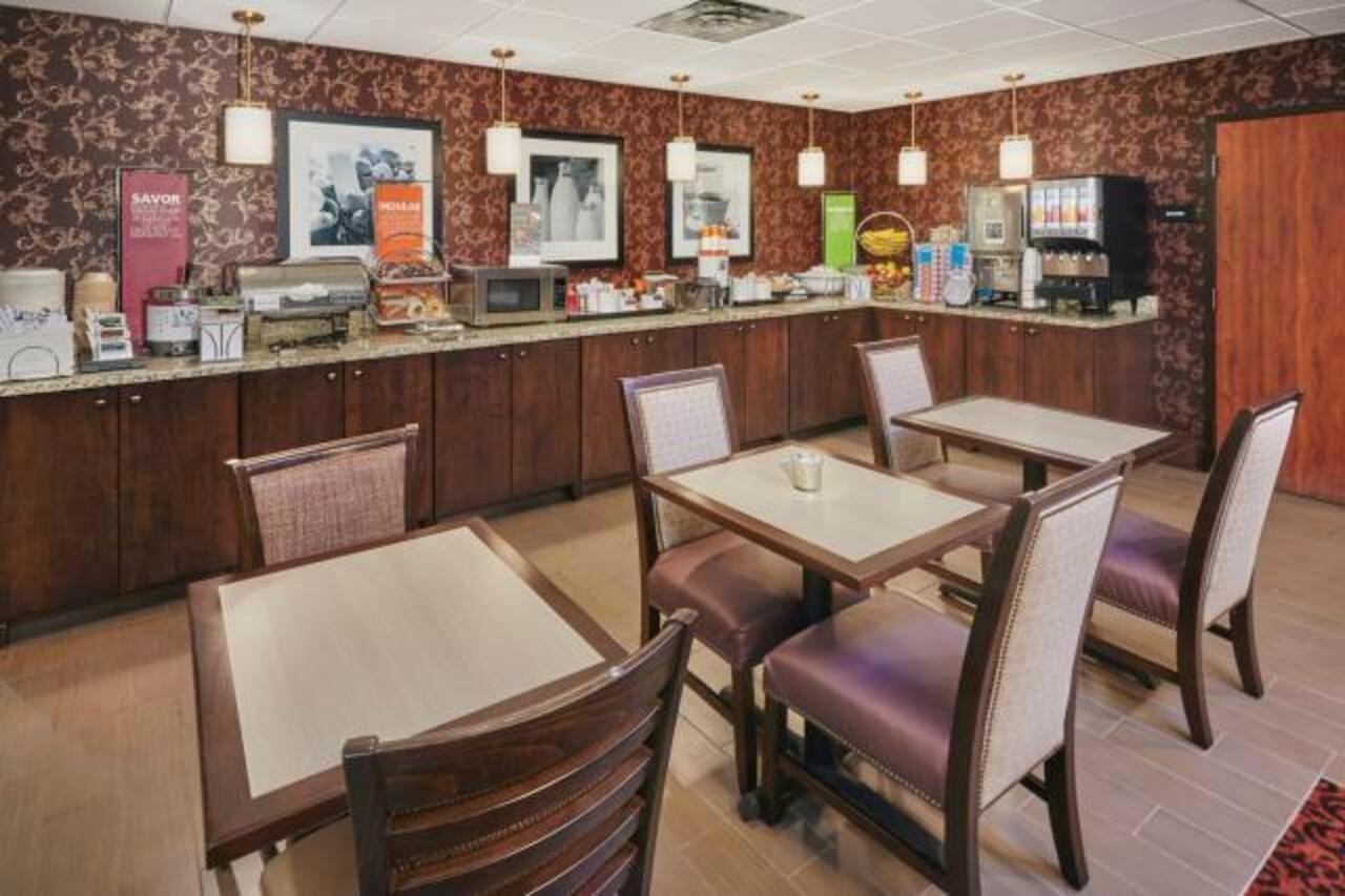 Hampton Inn East Peoria Extérieur photo